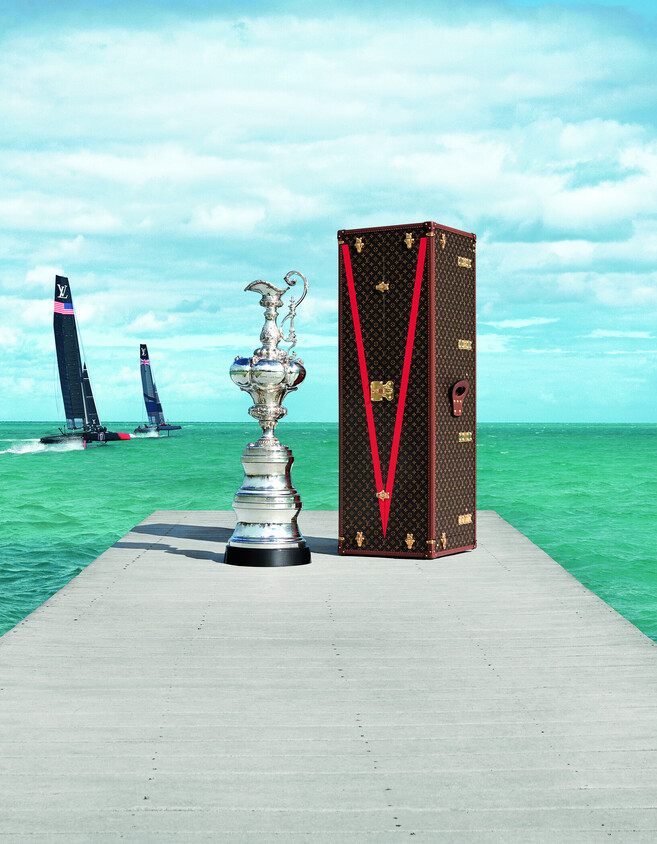 Louis Vuitton on X: Victory Travels in Louis Vuitton. Melding the art of  sailing with heritage savoir-faire, the Maison renews its journey of  innovation with the Louis Vuitton 37th America's Cup Barcelona
