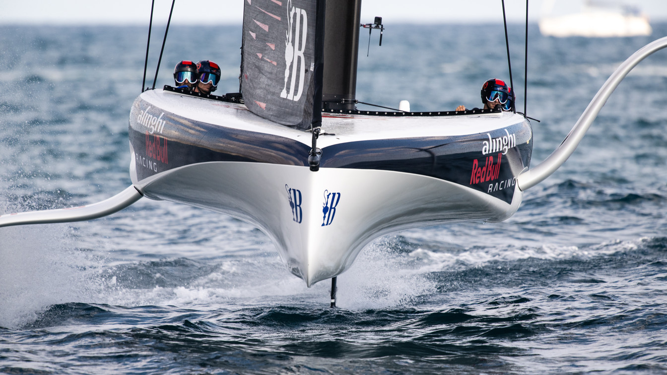 The Louis Vuitton Cup (Updated Edition): Yacht Racing and the Pursuit of  the America's Cup